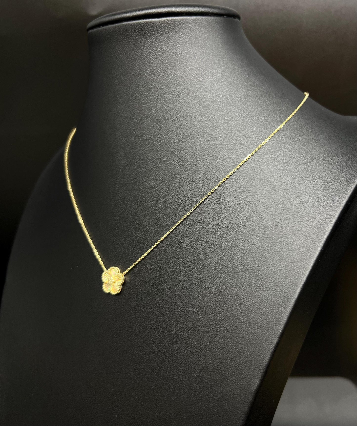 14K Solid Gold Flower Necklace, Real Gold Flower Pendant Necklace, Dainty Gold Necklace for Women, Minimalist Floral Jewelry
